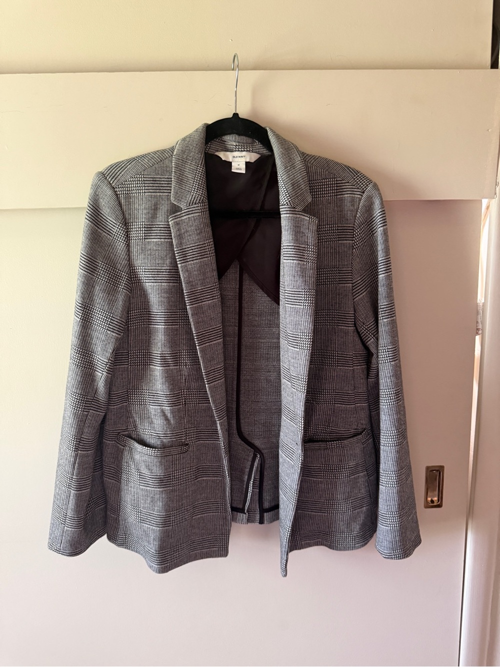Old Navy Black and Gray Glen Plaid Blazer